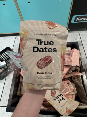 Billede af True Gum True Dates Sour Cola