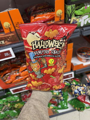 Billede af Halloween Vampire Snacks Paprika Flavour
