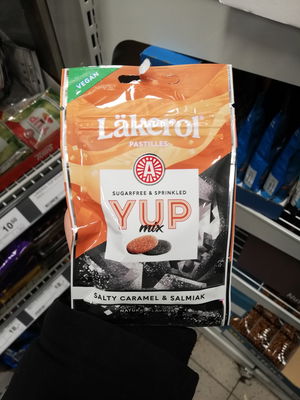 Billede af Läkerol Yup Mix Salty Caramel & Salmiak