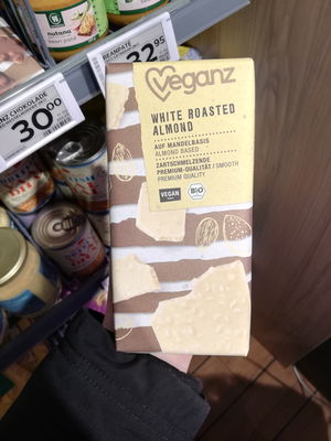 Billede af Veganz White Roasted Almond