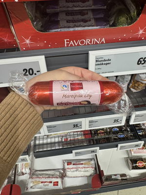 Billede af Favorina Marzipan Log