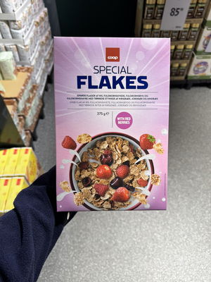 Billede af Coop Special Flakes with Red Berries
