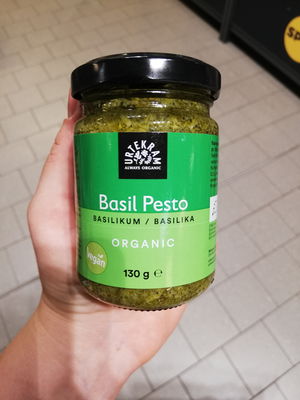 Billede af Urtekram Basil Pesto
