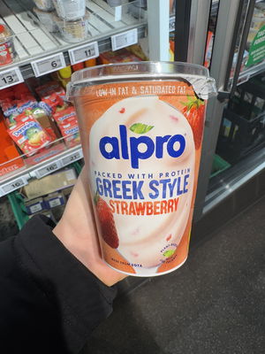 Billede af Alpro Greek Style Strawberry
