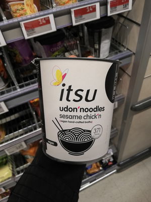 Billede af Itsu Udon'Noodles Sesame Chick'n